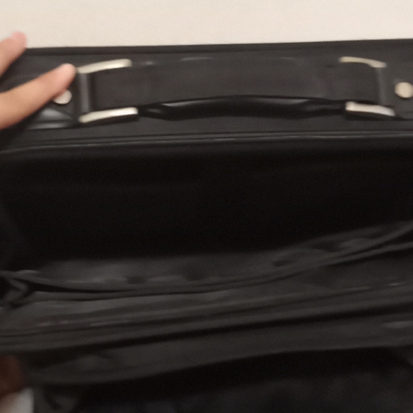 Black Computer case - Picture 3 of 3